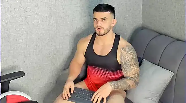 Snapshot of Ricardogo19 chatting on 01-11-25, 06:24 Ricardogo19 online show from 01-11-25, 06:24