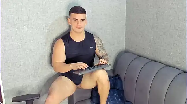 Snapshot of Ricardogo19 chatting on 01-28-25, 07:32 Ricardogo19 online show from 01-28-25, 07:32
