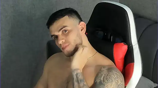 Snapshot of Ricardogo19 chatting on 02-05-25, 03:34 Ricardogo19 online show from 02-05-25, 03:34