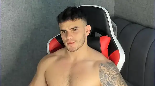 Snapshot of Ricardogo19 chatting on 02-07-25, 04:16 Ricardogo19 online show from 02-07-25, 04:16