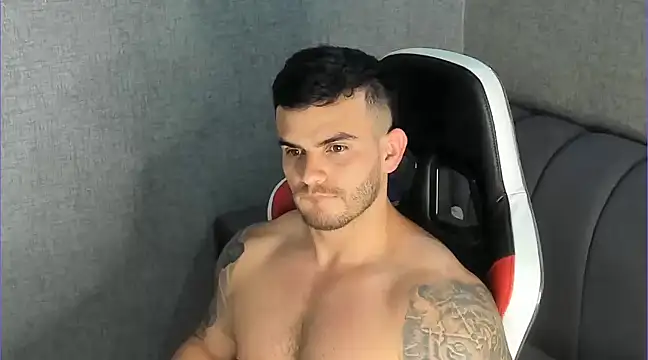 Snapshot of Ricardogo19 chatting on 03-17-25, 12:19 Ricardogo19 online show from 03-17-25, 12:19