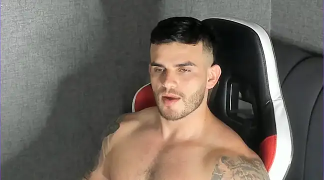 Snapshot of Ricardogo19 chatting on 03-21-25, 04:39 Ricardogo19 online show from 03-21-25, 04:39