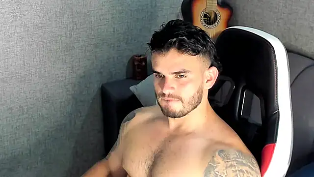 Snapshot of Ricardogo19 chatting on 09-13-25, 04:01 Ricardogo19 online show from 09-13-25, 04:01