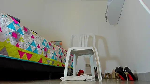 Cristina Vanegas631 online show from 02-01-25, 01:44