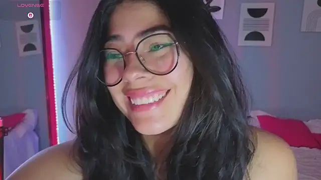 LoaLuxury online show from 02-19-26, 05:42