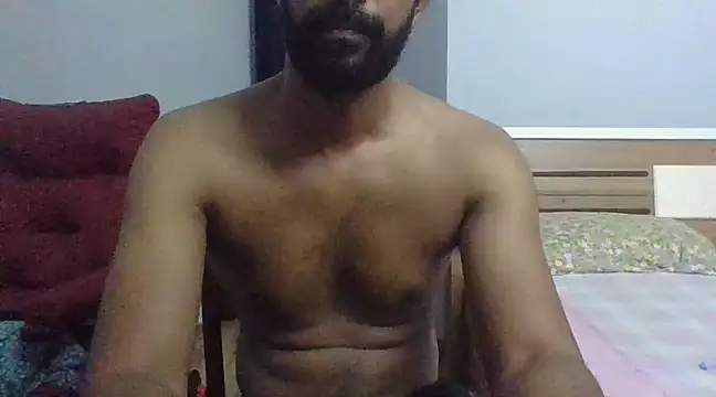 Snapshot of IndianEurope chatting on 03-19-25, 05:06 IndianEurope online show from 03-19-25, 05:06