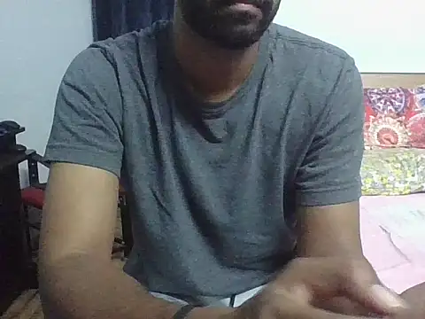 Snapshot of IndianEurope chatting on 10-07-25, 06:49 IndianEurope online show from 10-07-25, 06:49