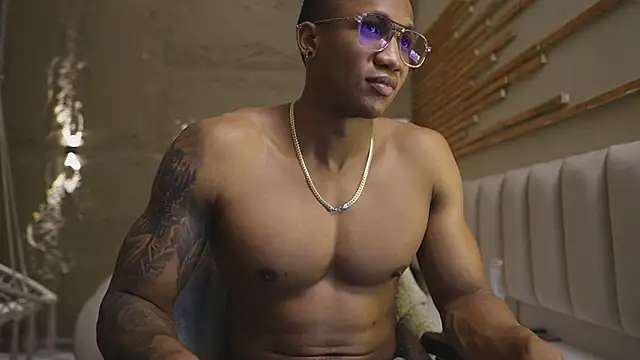 Logan Varela online show from 04-02-26, 04:26