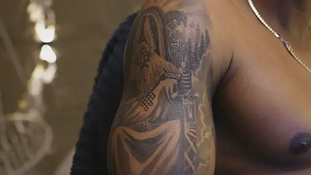 Logan Varela online show from 04-18-26, 07:07