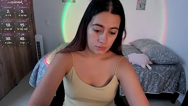 Snapshot of Agatha_Vixen chatting on 11-14-25, 01:10 Agatha Vixen online show from 11-14-25, 01:10