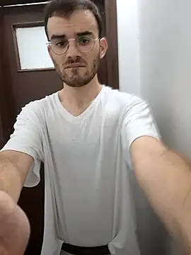 Snapshot of erikamavrik chatting on 03-17-25, 05:38 erikamavrik online show from 03-17-25, 05:38