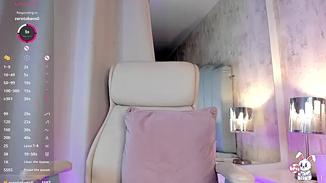 Snapshot of valeryy_stone chatting on 01-23-25, 07:43 valeryy stone online show from 01-23-25, 07:43