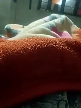 Snapshot of rjxraj chatting on 01-18-26, 04:22 rjxraj online show from 01-18-26, 04:22