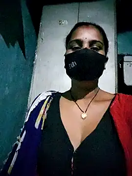 Snapshot of Hey_Ziya chatting on 12-25-24, 07:56 Hey Ziya online show from 12-25-24, 07:56