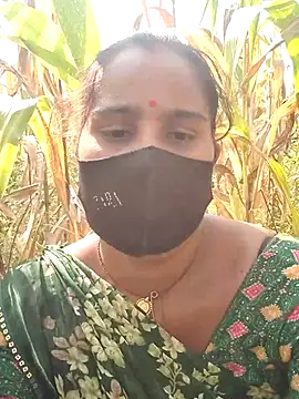 Snapshot of Hey_Ziya chatting on 09-11-25, 03:39 Hey Ziya online show from 09-11-25, 03:39