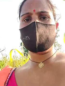 Snapshot of Hey_Ziya chatting on 09-13-25, 11:21 Hey Ziya online show from 09-13-25, 11:21