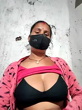 Snapshot of Hey_Ziya chatting on 11-06-25, 04:08 Hey Ziya online show from 11-06-25, 04:08