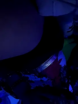 gurlnips online show from 11-20-25, 10:26