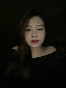 Snapshot of Bae1103 chatting on 01-17-25, 06:44 Bae1103 online show from 01-17-25, 06:44