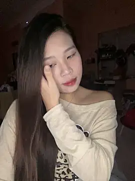 Snapshot of Bae1103 chatting on 09-18-25, 05:26 Bae1103 online show from 09-18-25, 05:26