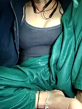 Snapshot of Cute_Suhani chatting on 01-12-25, 05:01 Cute Suhani online show from 01-12-25, 05:01