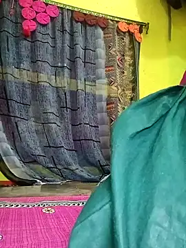 Snapshot of Cute_Suhani chatting on 01-13-25, 05:12 Cute Suhani online show from 01-13-25, 05:12