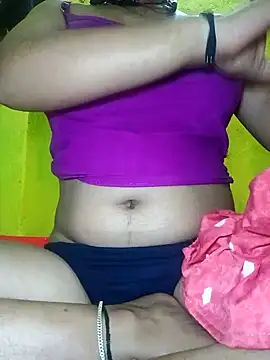 Snapshot of Cute_Suhani chatting on 02-08-25, 05:08 Cute Suhani online show from 02-08-25, 05:08
