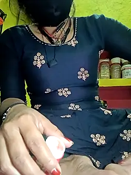 Snapshot of Cute_Suhani chatting on 02-20-25, 05:18 Cute Suhani online show from 02-20-25, 05:18