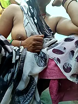 Snapshot of Cute_Suhani chatting on 09-11-25, 02:22 Cute Suhani online show from 09-11-25, 02:22