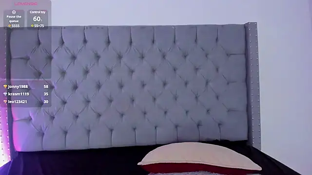 Snapshot of ShanellBlack chatting on 12-18-24, 02:49 ShanellBlack online show from 12-18-24, 02:49