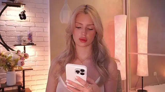 Grace Gordon online show from 03-08-26, 06:17