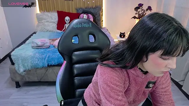 sailor moon07 online show from 10-10-25, 05:06