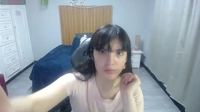 Snapshot of sailor_moon07 chatting on 05-14-26, 03:13 sailor moon07 online show from 05-14-26, 03:13