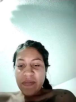 Tiphanydirty3 online show from 03-01-25, 12:50