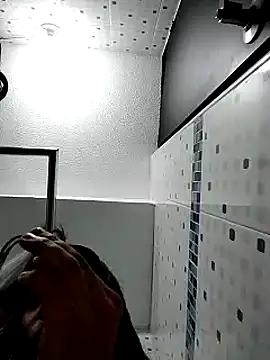 Tiphanydirty3 online show from 03-18-25, 08:37