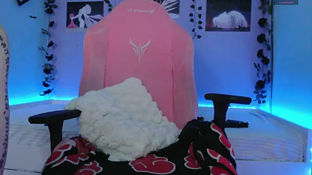 Scarlettsrorm online show from 03-23-25, 08:26