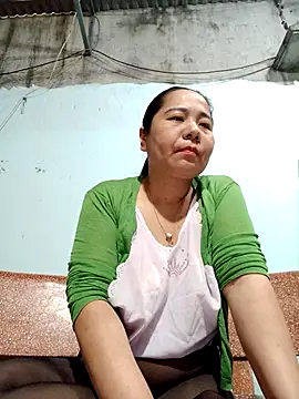 Queen 18200 online show from 03-08-26, 02:04