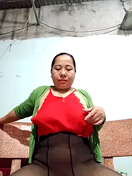 Queen 18200 online show from 03-08-26, 10:35