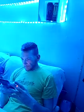 SInfiniSensation1 online show from 12-19-24, 02:23