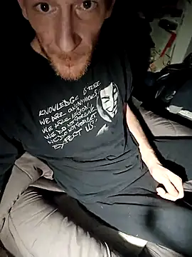 SInfiniSensation1 online show from 12-20-24, 10:54