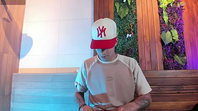 DrakeNeumann online show from 04-14-26, 03:34