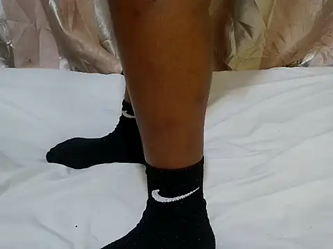 Snapshot of faista_jude chatting on 02-19-25, 01:40 faista jude online show from 02-19-25, 01:40