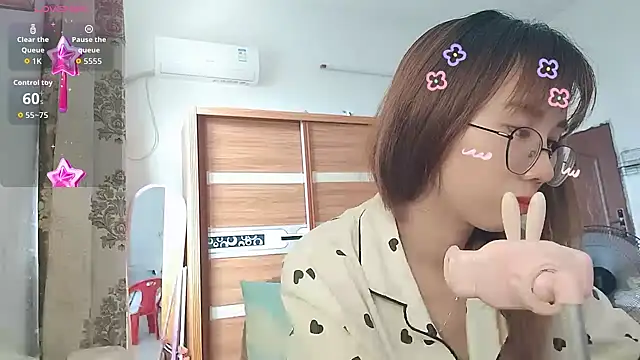 Lili 666 online show from 06-03-26, 02:47