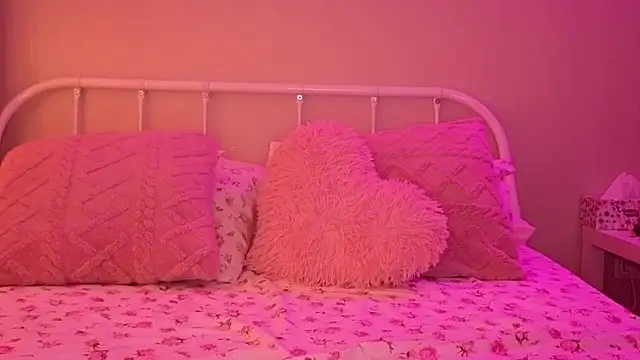 KateVon online show from 11-29-25, 05:10