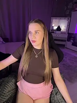 Snapshot of Lexi_noah chatting on 09-25-25, 09:40 Lexi noah online show from 09-25-25, 09:40