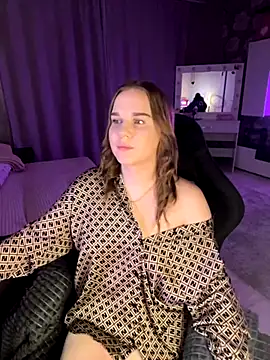 Snapshot of Lexi_noah chatting on 10-20-25, 09:15 Lexi noah online show from 10-20-25, 09:15