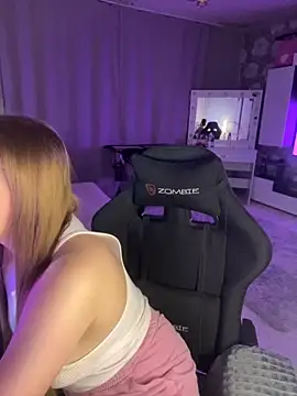 Snapshot of Lexi_noah chatting on 11-05-25, 09:48 Lexi noah online show from 11-05-25, 09:48