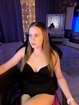 Snapshot of Lexi_noah chatting on 12-01-25, 09:09 Lexi noah online show from 12-01-25, 09:09