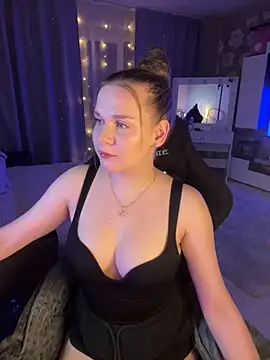 Snapshot of Lexi_noah chatting on 12-13-25, 09:20 Lexi noah online show from 12-13-25, 09:20