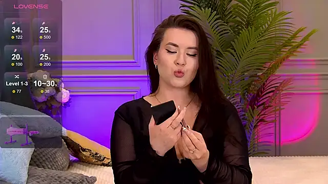 TrishaWinslet online show from 02-10-25, 09:14